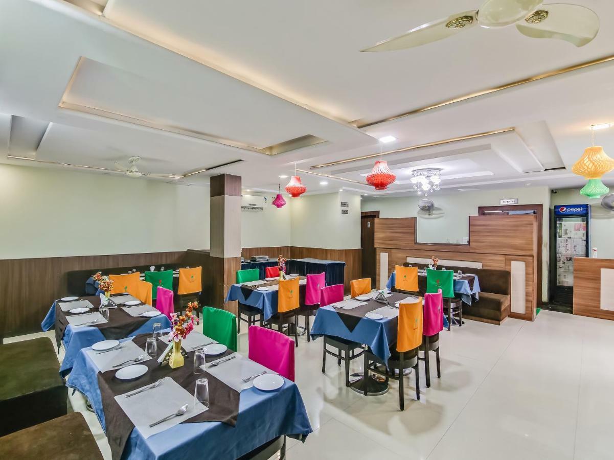 Capital O 32619 Hotel Sugar Palm Gwalijar Zewnętrze zdjęcie