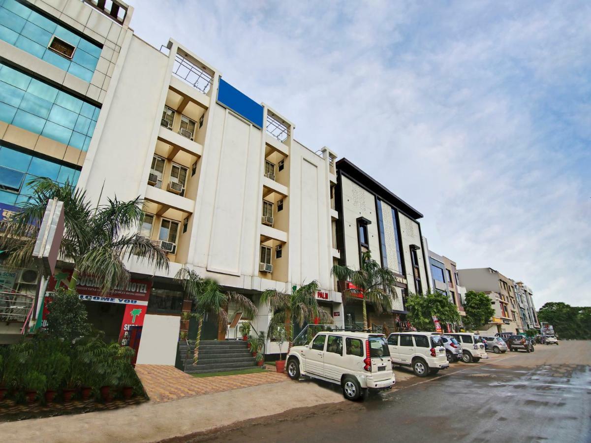 Capital O 32619 Hotel Sugar Palm Gwalijar Zewnętrze zdjęcie