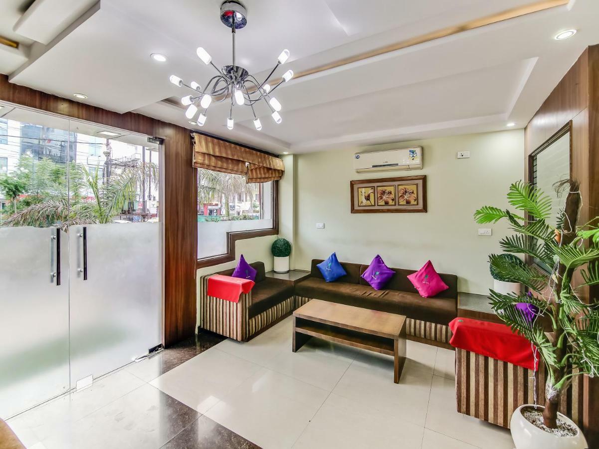 Capital O 32619 Hotel Sugar Palm Gwalijar Zewnętrze zdjęcie