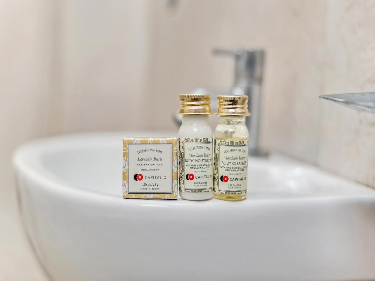 Capital O 32619 Hotel Sugar Palm Gwalijar Zewnętrze zdjęcie