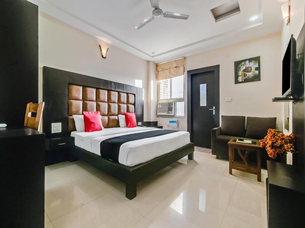Capital O 32619 Hotel Sugar Palm Gwalijar Zewnętrze zdjęcie